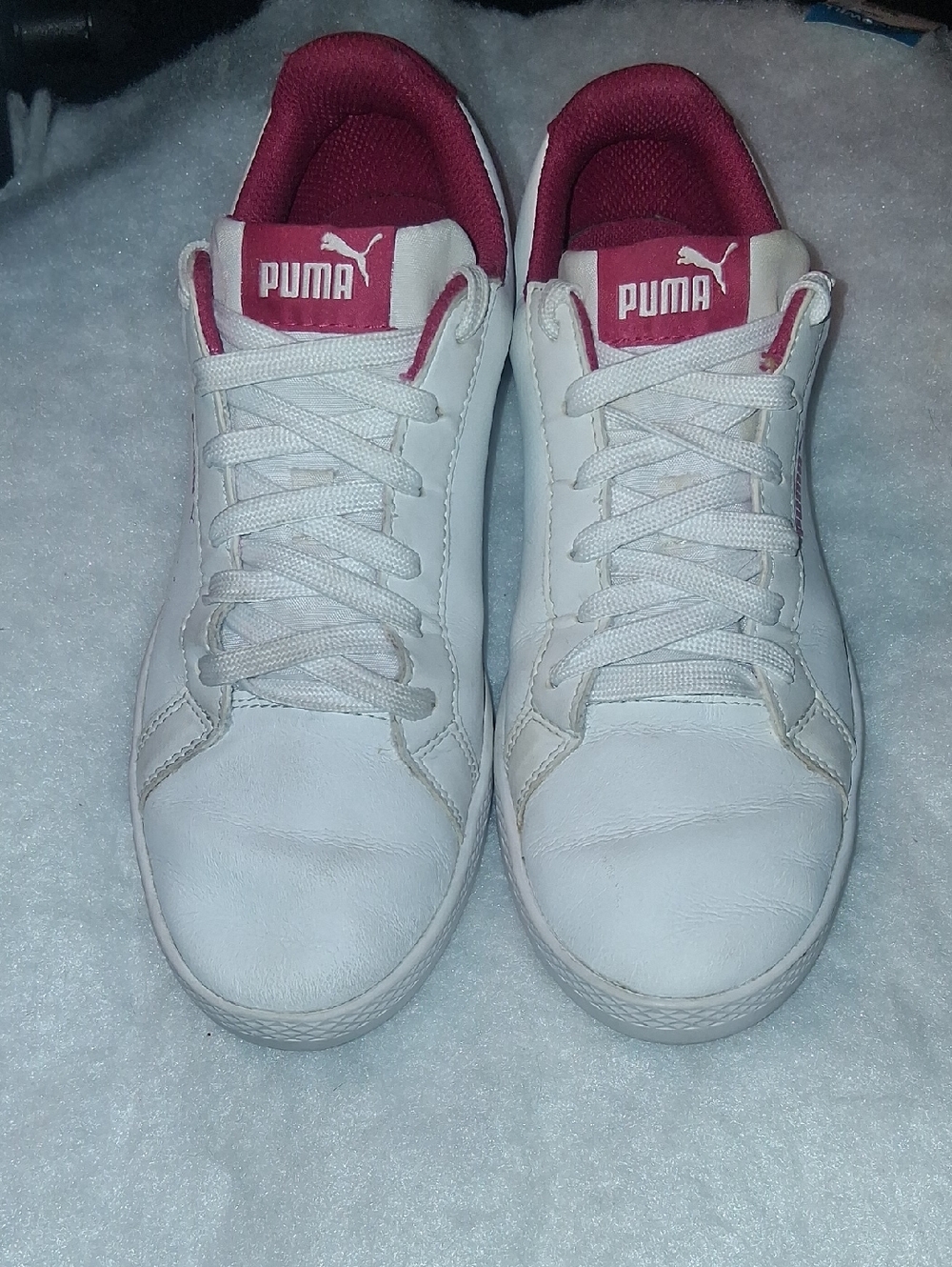Puma White Sneakers with Pink Lining and Tongue